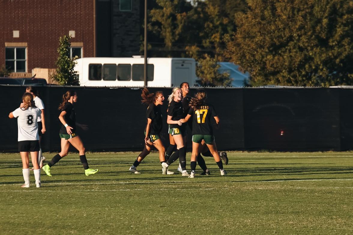 Gudmundsdottir Scores Twice as #20 USAO Extends Unbeaten Streak to 14