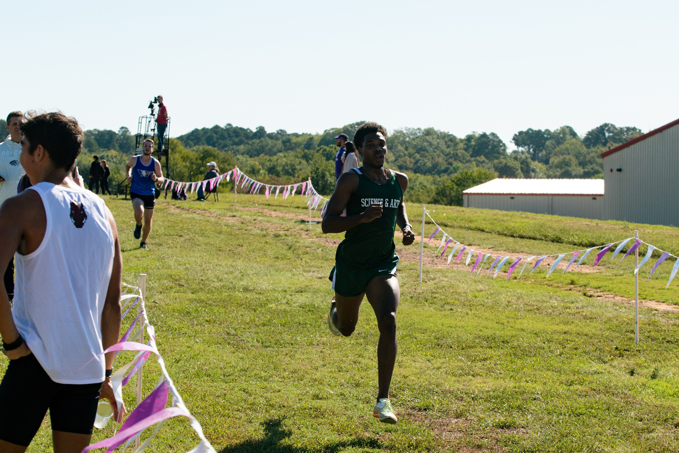Simon and Albao-Cozad Lead the Drovers at the University of the Ozarks Invitational