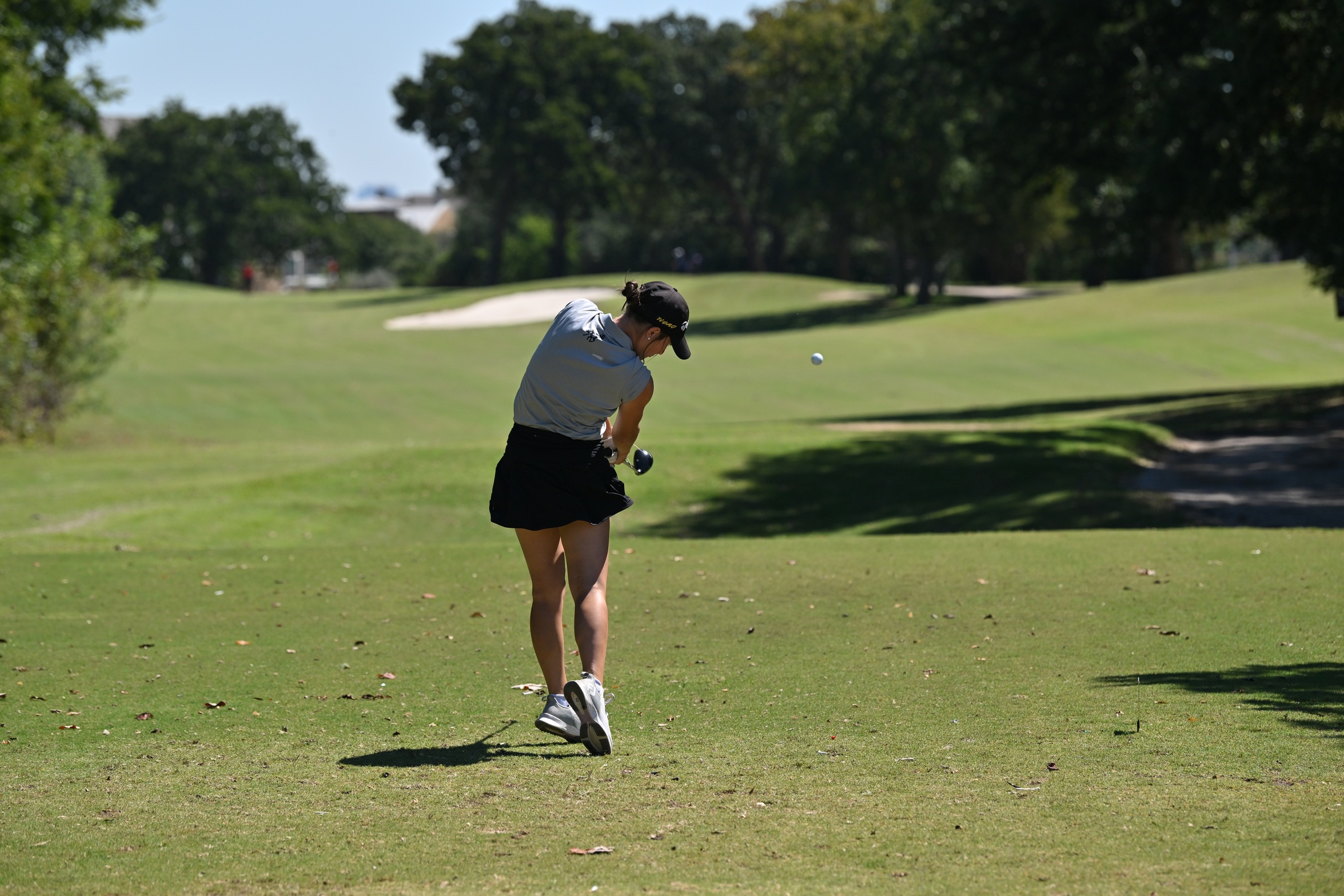 Woloss and Luong Claim Top 10 Finishes at SAC Championship
